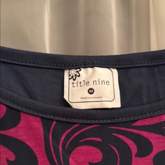 Elegant Pink and Black Patterned Dress - Picture 2 of 7